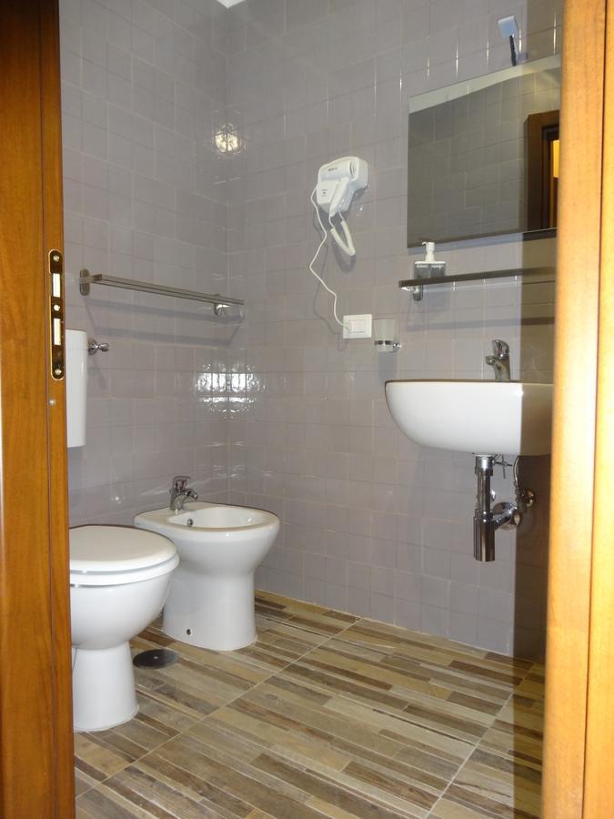 Little Hot@L Hotel Pompei Luaran gambar
