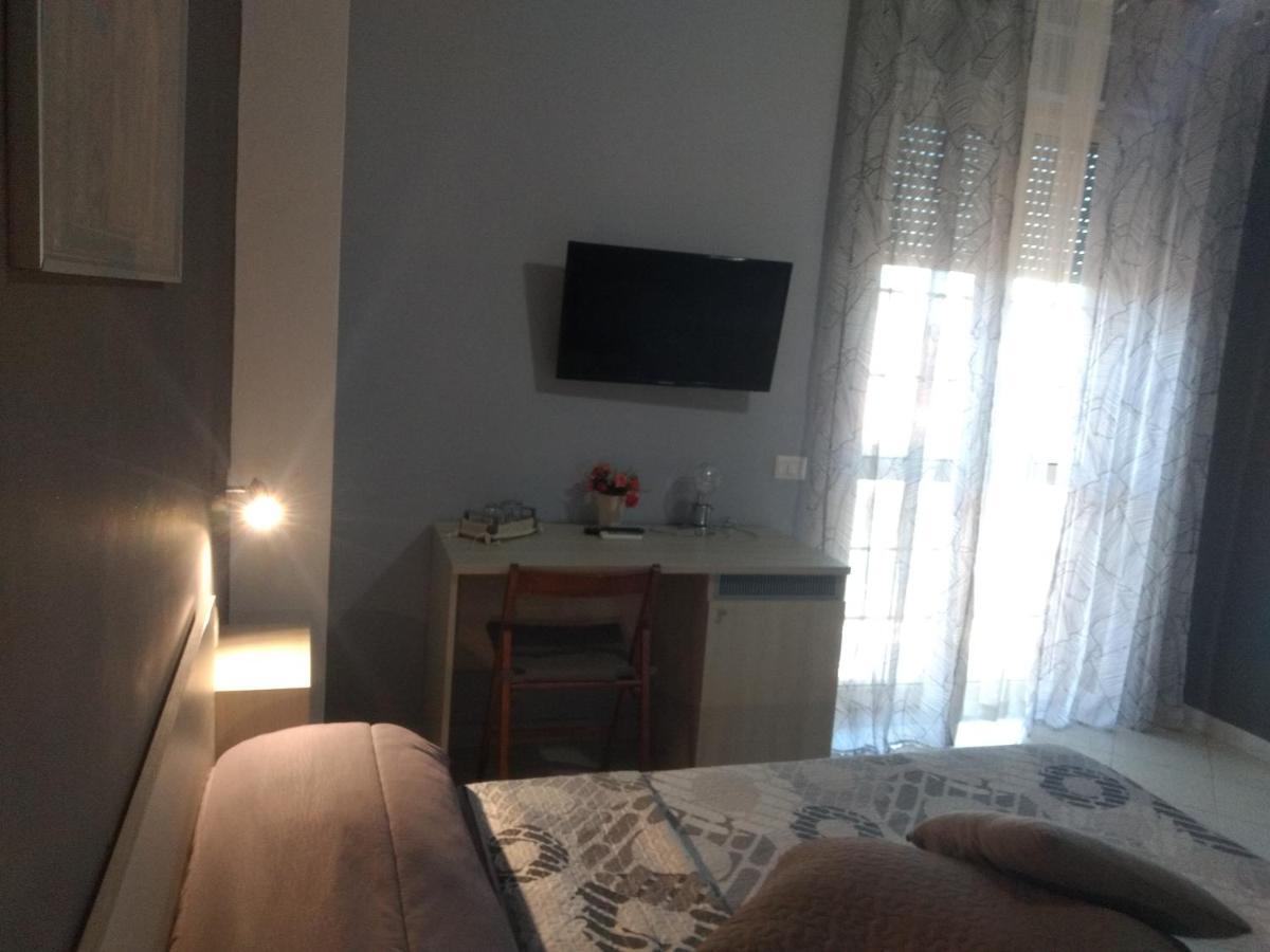 Little Hot@L Hotel Pompei Luaran gambar