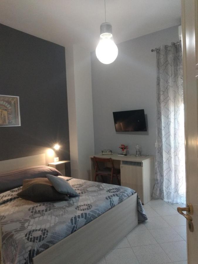 Little Hot@L Hotel Pompei Luaran gambar